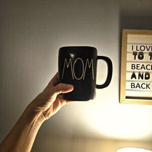 Rae Dunn Black "MOM" Mug 5" X 4"